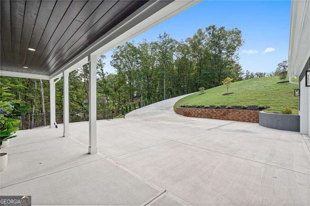 394 Settlers Ridge Dr., Ball Ground, GA 30107