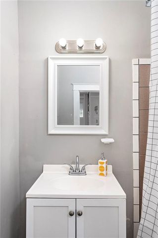 456 S Broad Street, Mobile, AL 36603