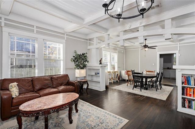 456 S Broad Street, Mobile, AL 36603