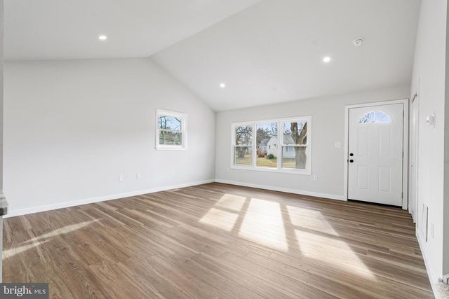 107 MAPLE AVE, Willow Grove, PA 19090