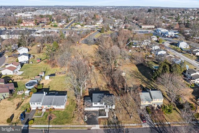 107 MAPLE AVE, Willow Grove, PA 19090