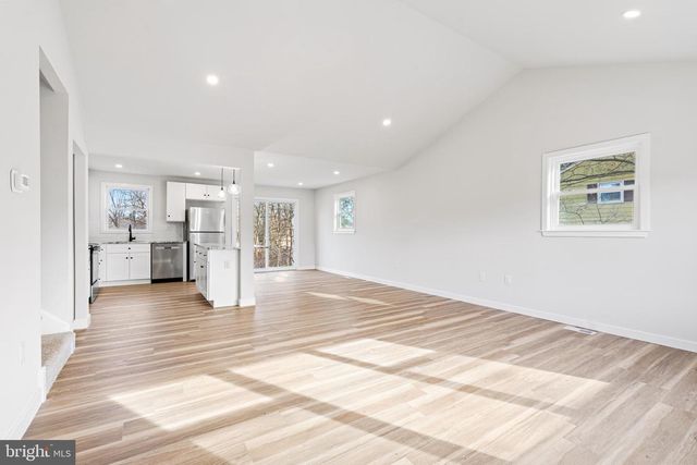 107 MAPLE AVE, Willow Grove, PA 19090