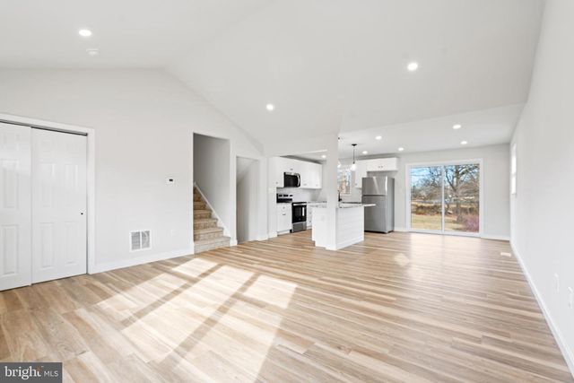 107 MAPLE AVE, Willow Grove, PA 19090