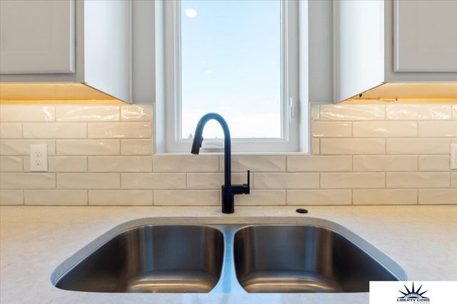 4310 S 212th Street, Elkhorn, NE 68022