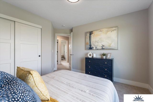 4310 S 212th Street, Elkhorn, NE 68022