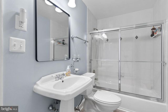 3809 KING WILLIAM DR, Olney, MD 20832