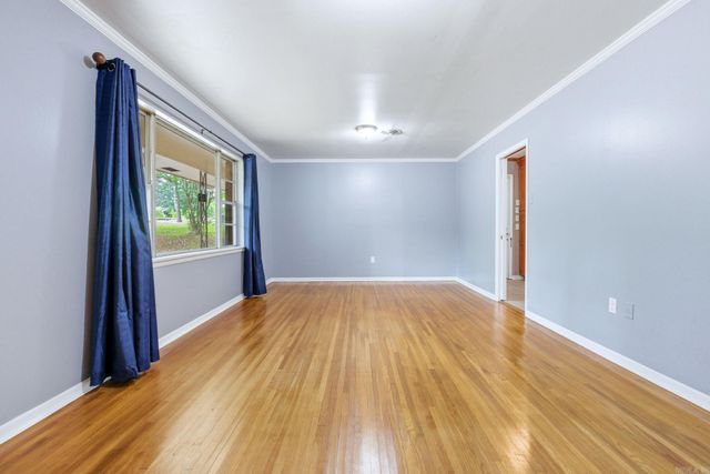 7311 W markham Street, Little Rock, AR 72205