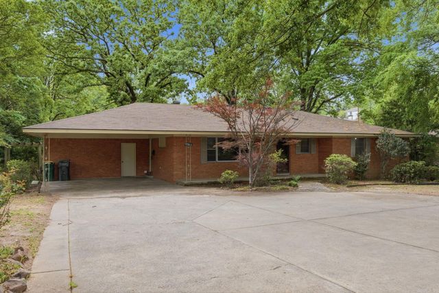 7311 W markham Street, Little Rock, AR 72205