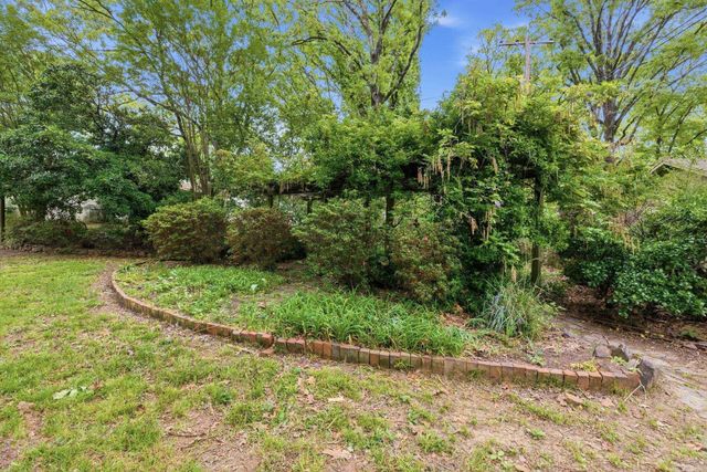 7311 W markham Street, Little Rock, AR 72205