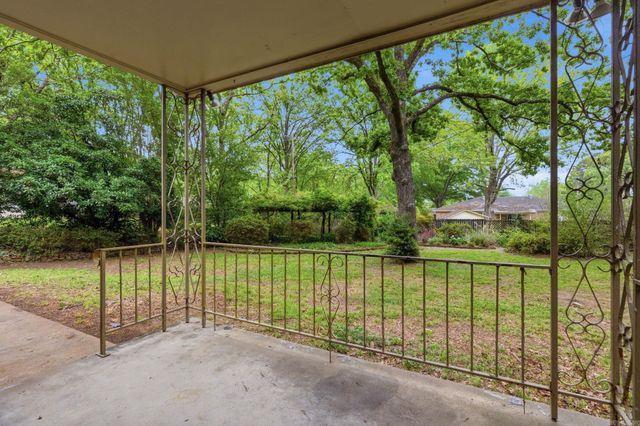 7311 W markham Street, Little Rock, AR 72205