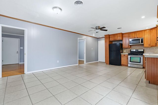 7311 W markham Street, Little Rock, AR 72205