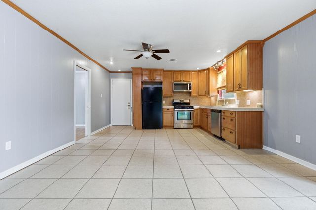 7311 W markham Street, Little Rock, AR 72205