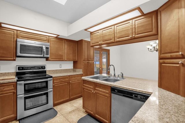 3500 SAIL FISH AVENUE, Fruitland Park, FL 34731