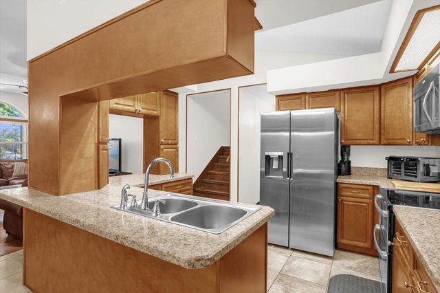 3500 SAIL FISH AVENUE, Fruitland Park, FL 34731