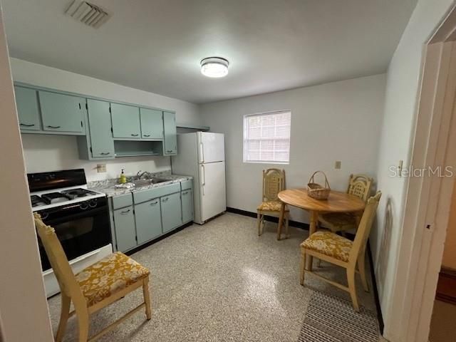 408 OAK STREET, Port Orange, FL 32127