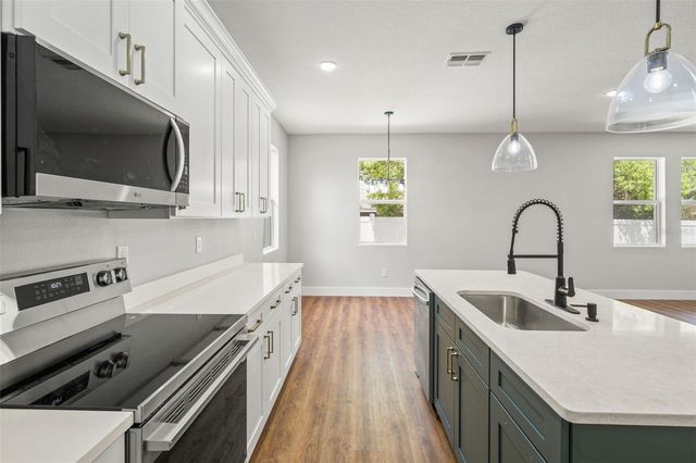 5749 BACARDI COURT, Holiday, FL 34690