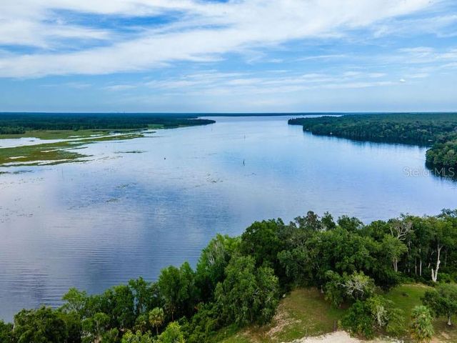 15991 NE 243RD PLACE ROAD 31, Fort Mc Coy, FL 32134