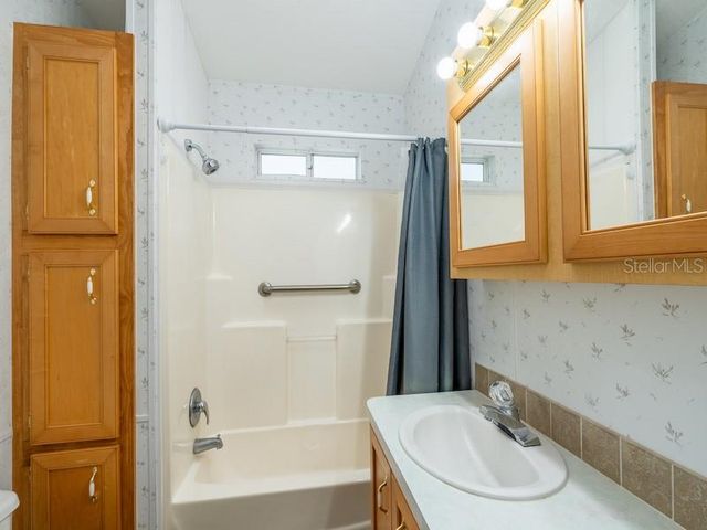 15991 NE 243RD PLACE ROAD 31, Fort Mc Coy, FL 32134