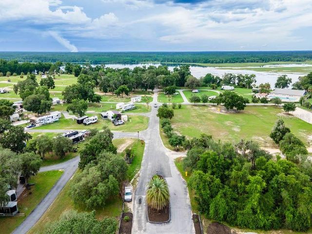 15991 NE 243RD PLACE ROAD 31, Fort Mc Coy, FL 32134