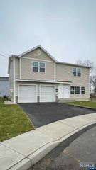 6 Rossi Court 2, South Hackensack, NJ 07606