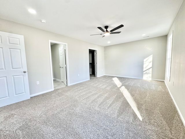 306 Dillrose Drive, Northwood, OH 43619