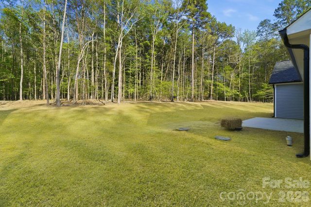 325 Mainsail Road, Salisbury, NC 28146