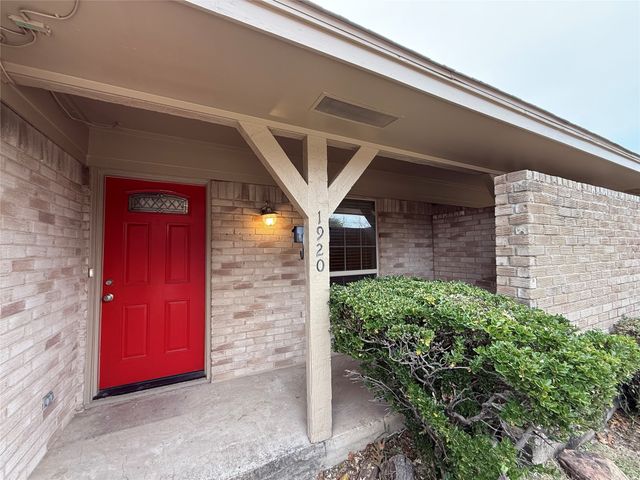 1920 N Floyd Road, Richardson, TX 75080