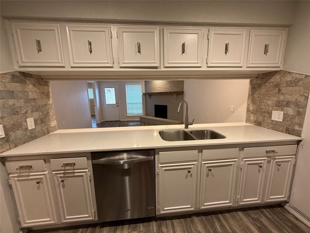 1920 N Floyd Road, Richardson, TX 75080