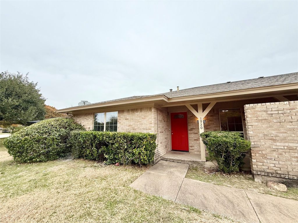 1920 N Floyd Road, Richardson, TX 75080