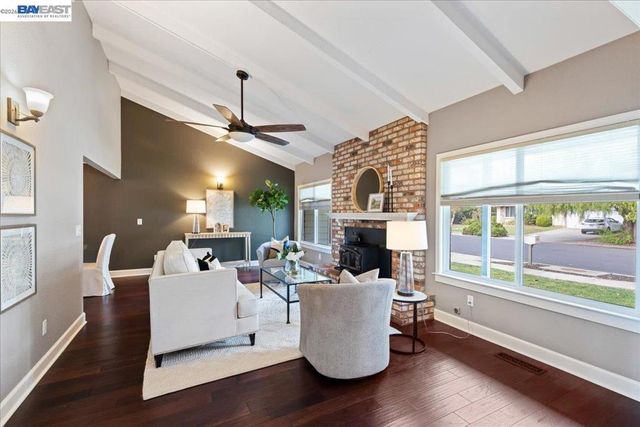 1766 Risdon Rd, Concord, CA 94518