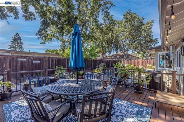 1766 Risdon Rd, Concord, CA 94518