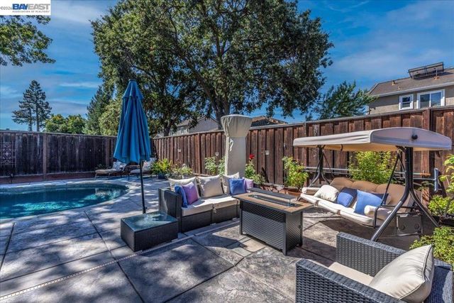 1766 Risdon Rd, Concord, CA 94518