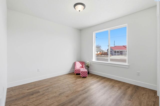 407 Rossell, Richland, WA 99352