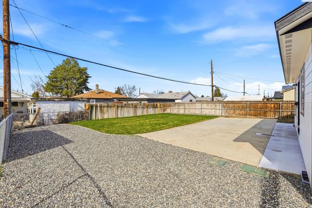 407 Rossell, Richland, WA 99352