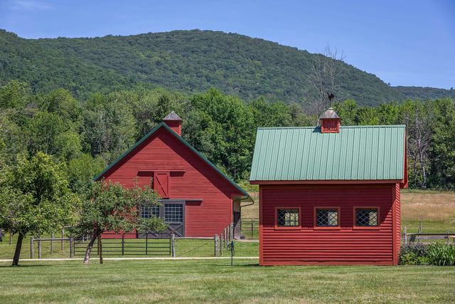 1268 Myers Road, Shaftsbury, VT 05262