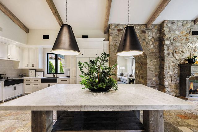 119 Navtem Place, Palm Desert, CA 92260