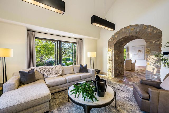 119 Navtem Place, Palm Desert, CA 92260