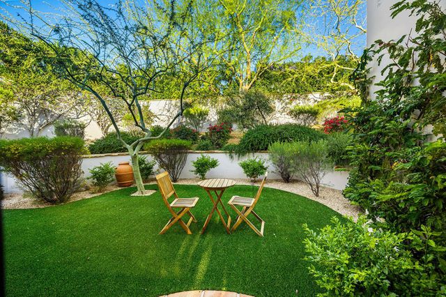 119 Navtem Place, Palm Desert, CA 92260