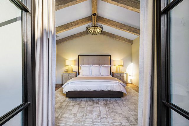 119 Navtem Place, Palm Desert, CA 92260