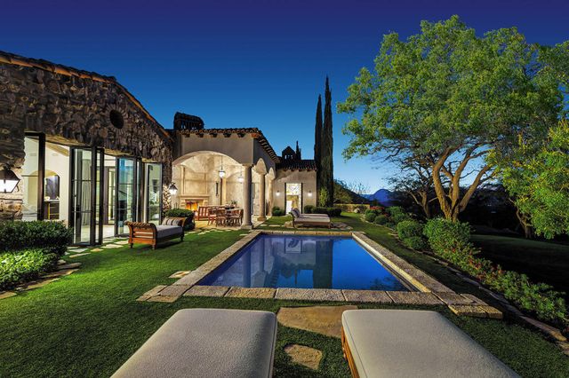 119 Navtem Place, Palm Desert, CA 92260