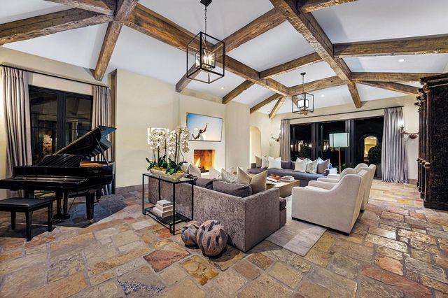 119 Navtem Place, Palm Desert, CA 92260