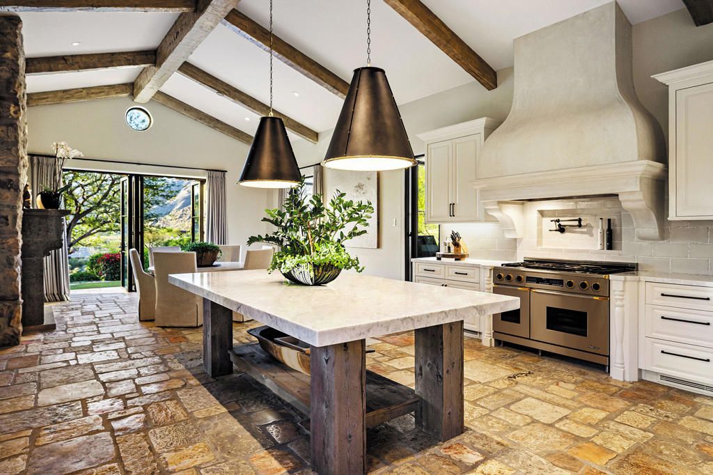 Image 11 of property listing at 119 Navtem Place, Palm Desert, CA 92260