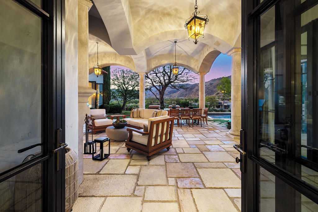 Image 8 of property listing at 119 Navtem Place, Palm Desert, CA 92260