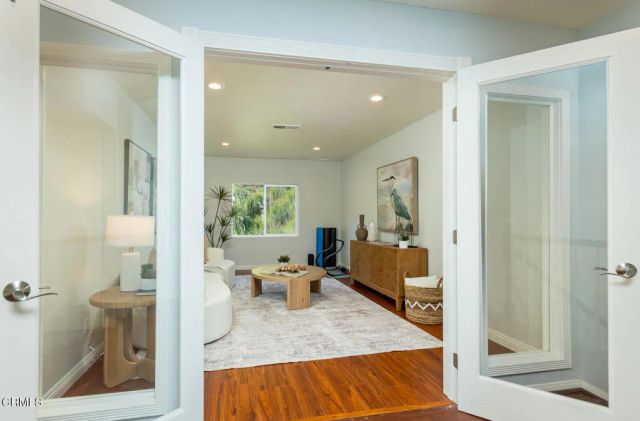 1985 Erin Way, Glendale, CA 91206