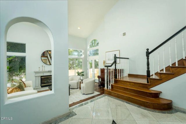 1985 Erin Way, Glendale, CA 91206