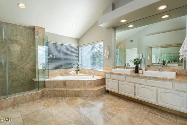 1985 Erin Way, Glendale, CA 91206