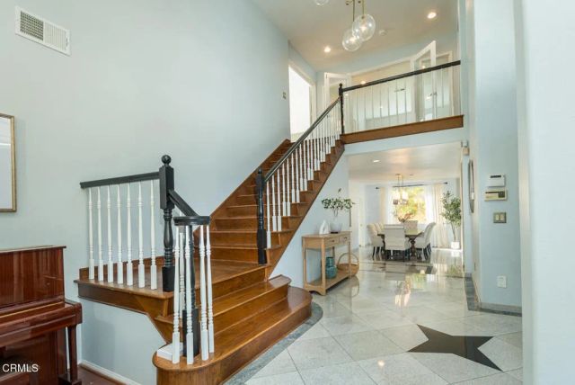 1985 Erin Way, Glendale, CA 91206