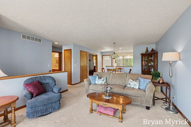 1581 Castlemaine Drive 2, Holland Twp, MI 49464