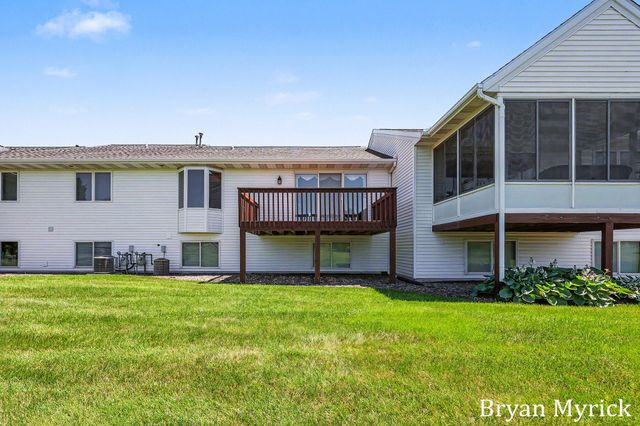 1581 Castlemaine Drive 2, Holland Twp, MI 49464