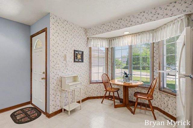 1581 Castlemaine Drive 2, Holland Twp, MI 49464